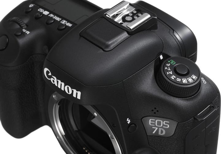 Canon EOS 7D Mark II - buy at Digitec - Digitec